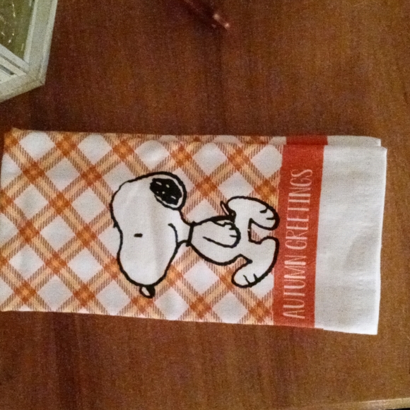 Peanuts Holiday Snoopy Kitchen Towels Poshmark